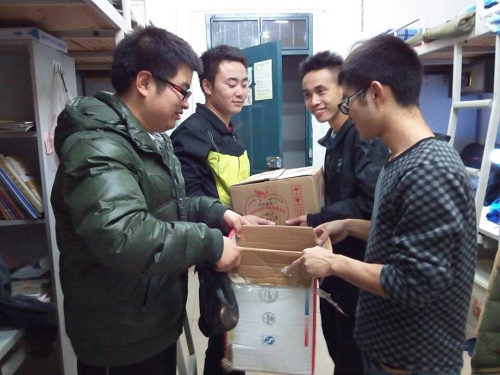 一百元点亮公益梦活动总结 1